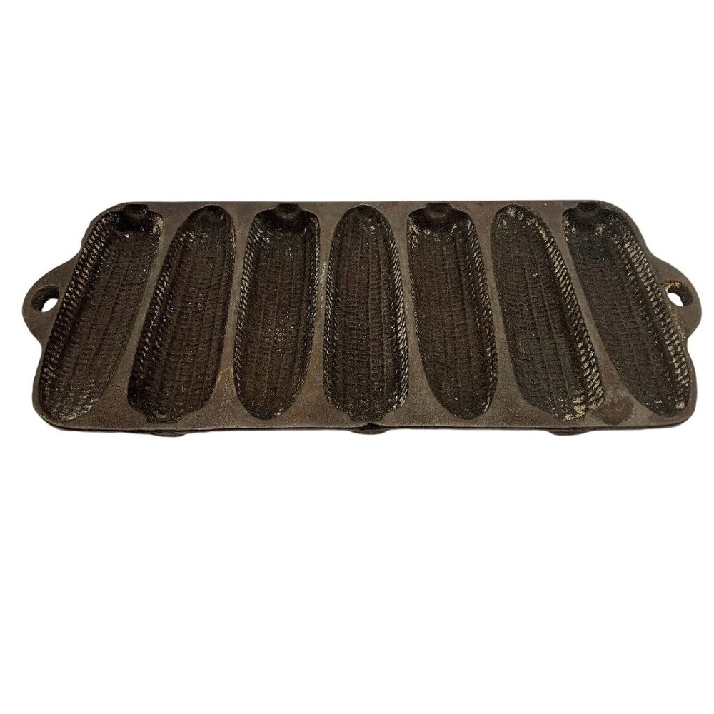 Wagner Ware Vintage 7 Corn Cob Stick Cornbread Cast Iron Pan Made in the USA